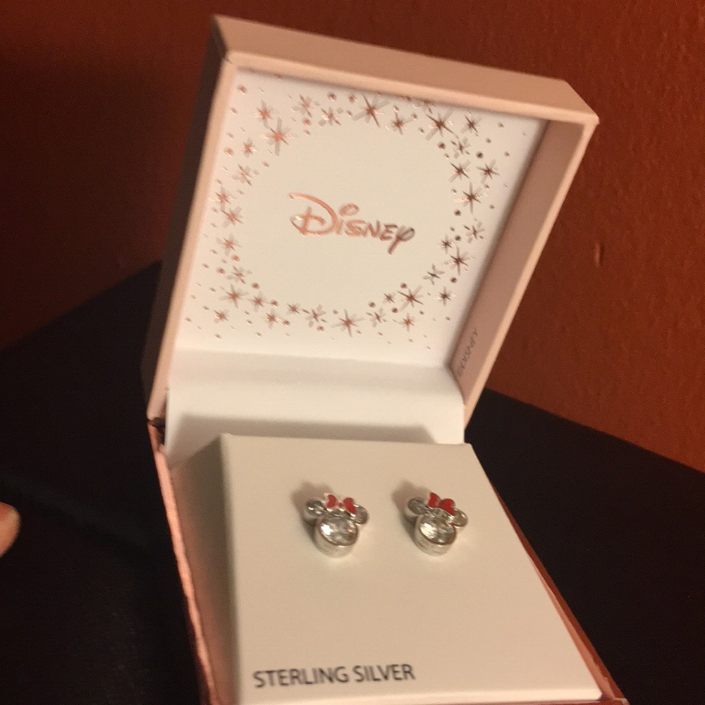 🤩🤩🤩💯Disney  Minnie NWOT